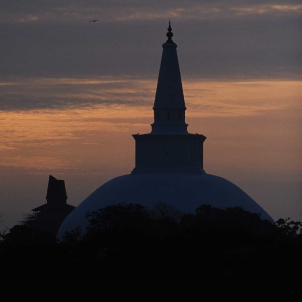Anuradhapura Thambapanni Heritage.jpg